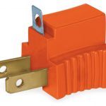 Adaptador naranja polarizado convertidor a tierra blister SANELEC 1512