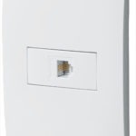 Placa armada con entrada para teléfono  línea Oslo color blanco PA-TE-OB 46541 Volteck